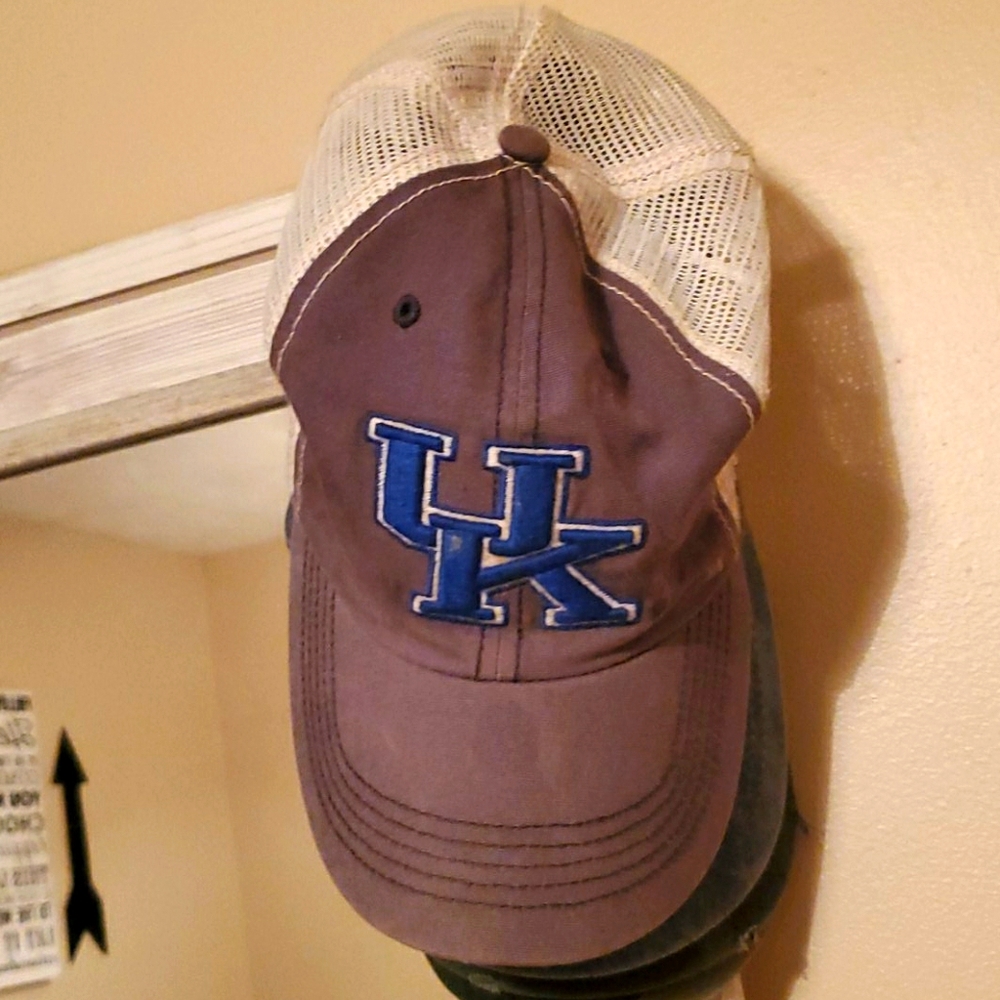 Women's UK truckers hat